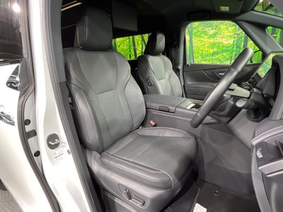 2023 Toyota ALPHARD — фото 8