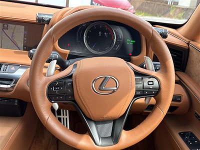 صورة مصغرة 12 لـ 2020 Lexus LC