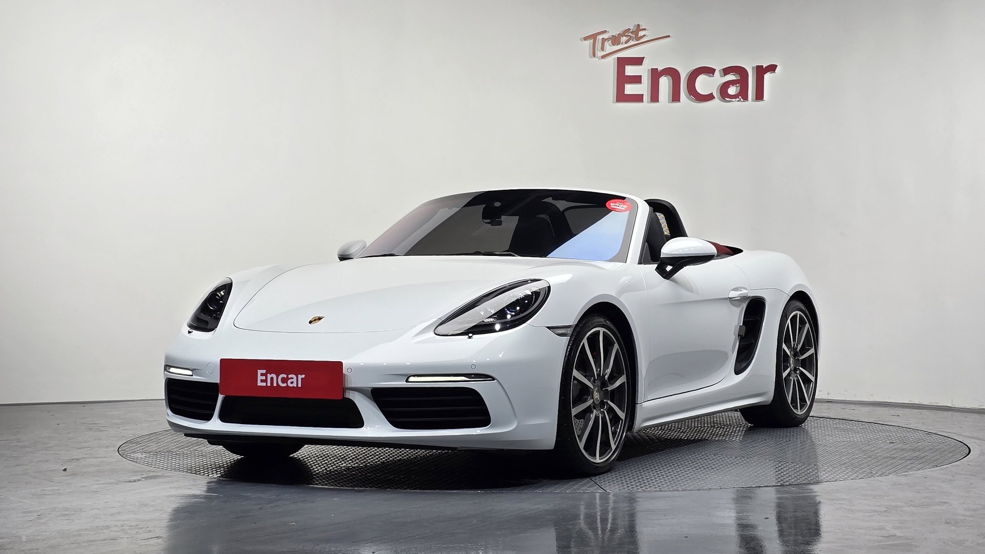 PORSCHE 718 BOXSTER - View 1