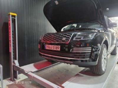 LAND ROVER RANGE ROVER