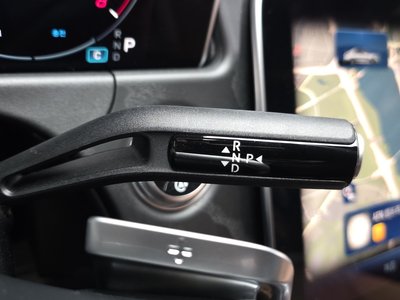 MERCEDES-BENZ E-CLASS - 9