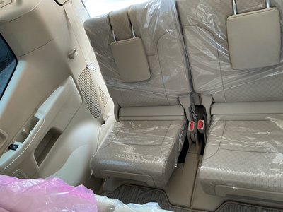 2025 Toyota LAND CRUISER 300 — миниатюра 39