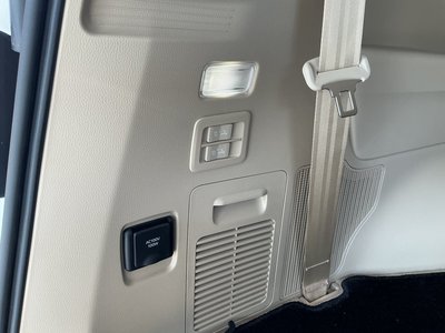 2025 Toyota LAND CRUISER 300 — миниатюра 47