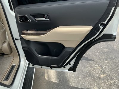 2025 Toyota LAND CRUISER 300 — миниатюра 21