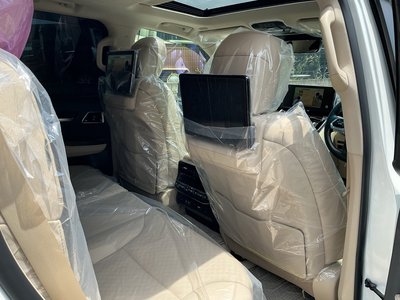 2025 Toyota LAND CRUISER 300 — миниатюра 41