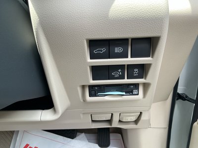 2025 Toyota LAND CRUISER 300 — миниатюра 20