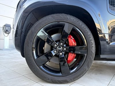 LAND ROVER DEFENDER - 3