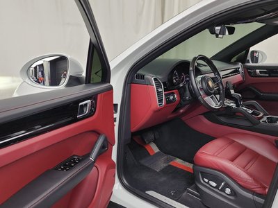 صورة 10 لـ 2020 Porsche CAYENNE