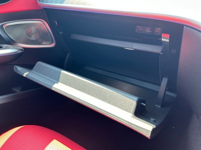 صورة مصغرة 51 لـ 2025 Mercedes-BENZ C-CLASS