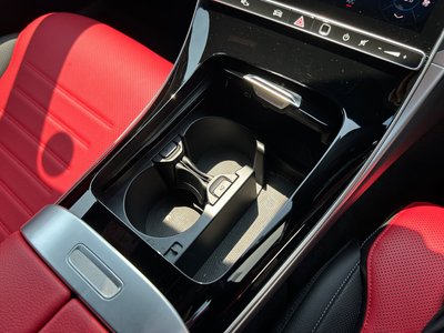 صورة مصغرة 49 لـ 2025 Mercedes-BENZ C-CLASS