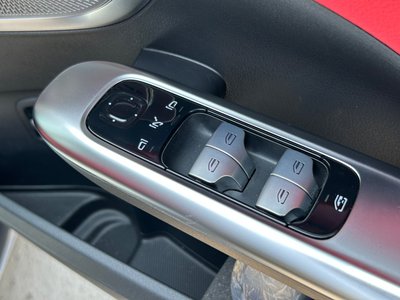 صورة مصغرة 27 لـ 2025 Mercedes-BENZ C-CLASS