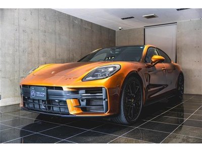 PORSCHE PANAMERA - 1