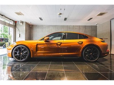 PORSCHE PANAMERA - 3