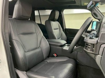 TOYOTA LAND CRUISER 250 - 9