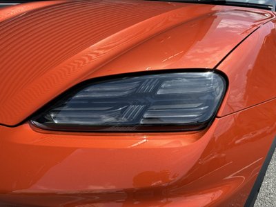 PORSCHE MACAN - 6