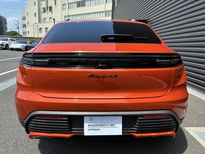 PORSCHE MACAN - 5