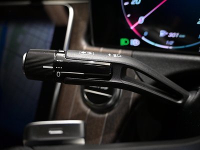 2025 Mercedes-BENZ E-CLASS — миниатюра 24