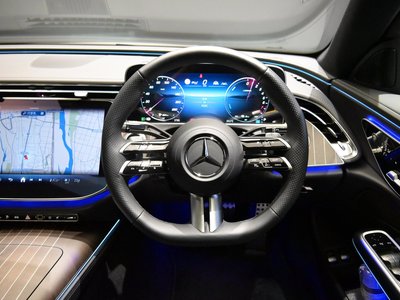 2025 Mercedes-BENZ E-CLASS — миниатюра 20