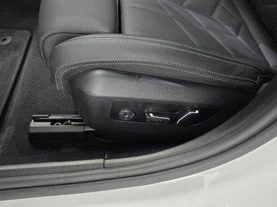 2023 BMW 5 SERIES thumbnail 29