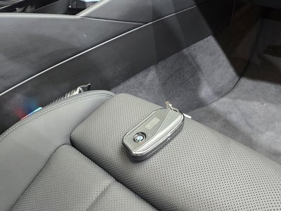 2023 BMW 5 SERIES thumbnail 23