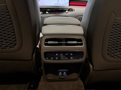 صورة مصغرة 15 لـ 2026 Genesis ELECTRIFIED GV70