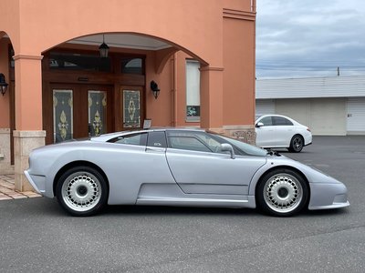 1994 Bugatti EB110 — миниатюра 9