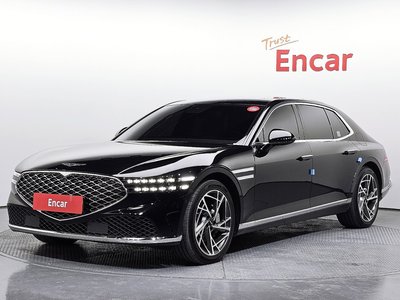 صورة 1 لـ 2023 Genesis G90 (RS4)