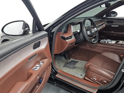 صورة 10 لـ 2023 Genesis G90 (RS4)