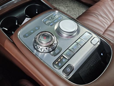 صورة 9 لـ 2023 Genesis G90 (RS4)