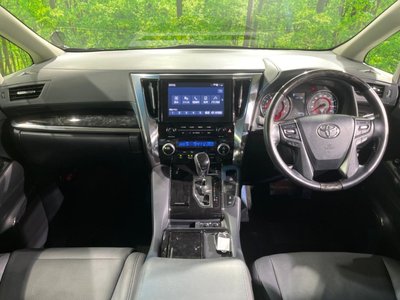 2023 Toyota ALPHARD — фото 2