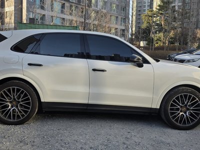 PORSCHE CAYENNE - 2