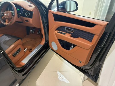 2025 Bentley BENTAYGA 照片 7