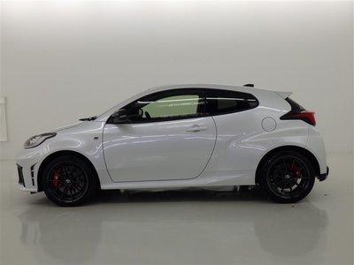 TOYOTA GR YARIS - 4