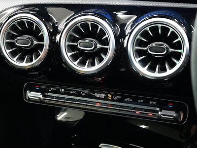 صورة مصغرة 35 لـ 2025 Mercedes-BENZ A-CLASS AMG