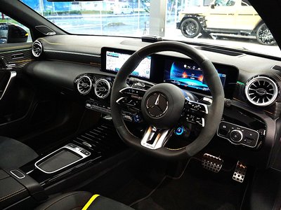 صورة 6 لـ 2025 Mercedes-BENZ A-CLASS AMG