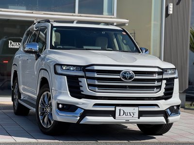 TOYOTA LAND CRUISER 300 - 6