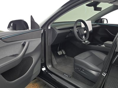 2025 Tesla MODEL Y — миниатюра 13