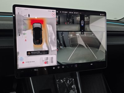 2025 Tesla MODEL Y — миниатюра 21