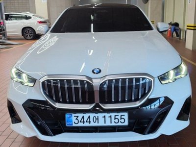 BMW 5 SERIES - 2