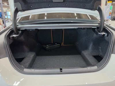 BMW 5 SERIES - 4