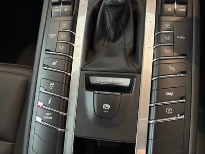 صورة مصغرة 24 لـ 2019 Porsche MACAN