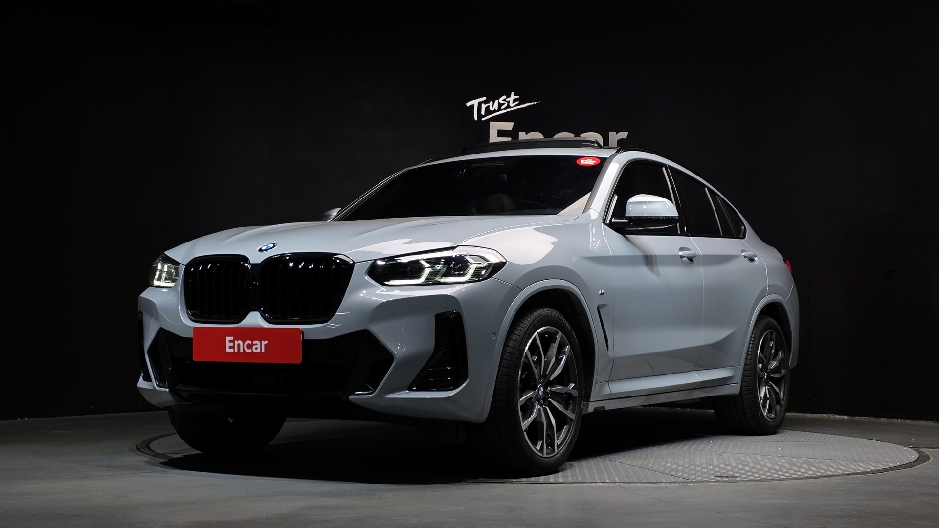 BMW X4 - View 1