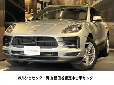 PORSCHE MACAN - 1