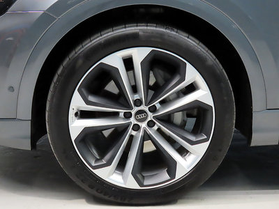 2025 AUDI Q8 缩略图 20