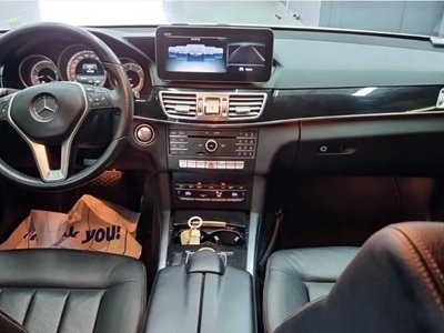 MERCEDES-BENZ E-CLASS - 6