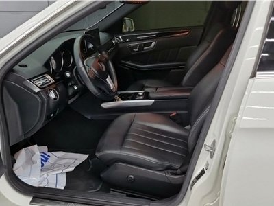 MERCEDES-BENZ E-CLASS - 9