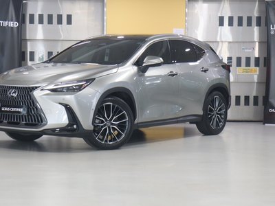 صورة 1 لـ 2025 Lexus NX
