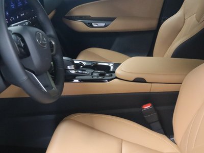 صورة 5 لـ 2025 Lexus NX