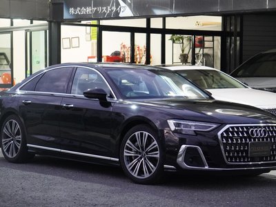 AUDI A8