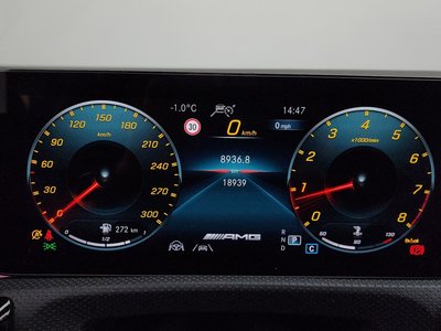 MERCEDES-BENZ CLA - 8